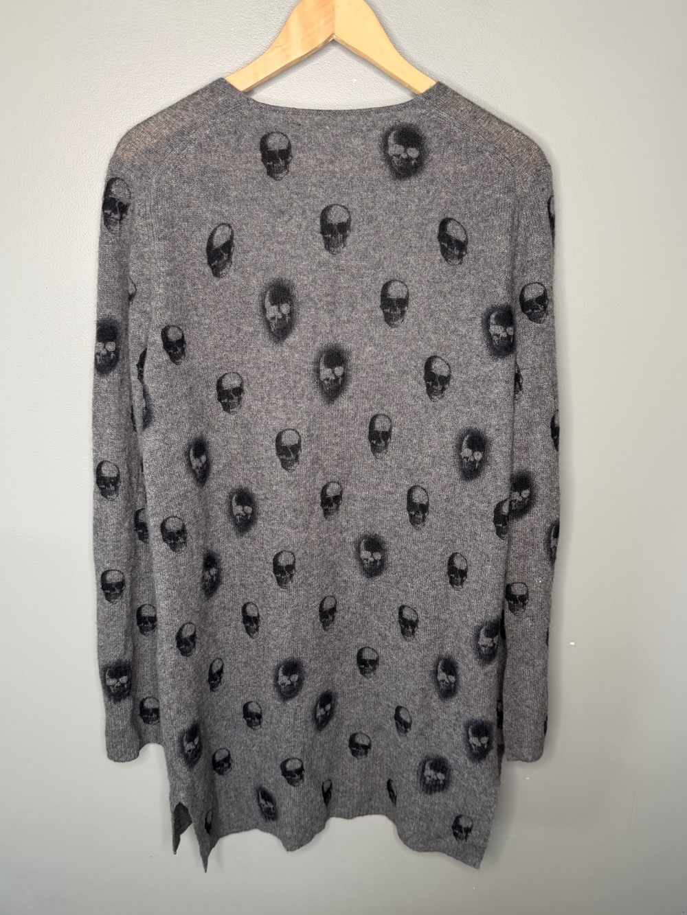 Skull Cashmere Cashmere Skull Print Cardigan - Small Flaw - Picture 3 of 11